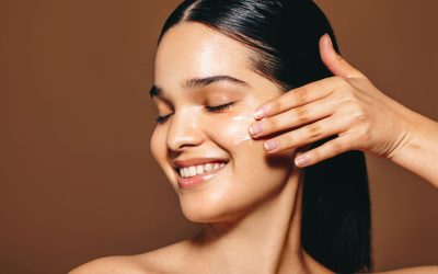 How to Build a Simple 3-Step Organic Skincare Routine (AM + PM)